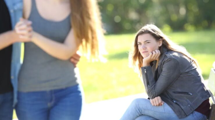 ragazza triste