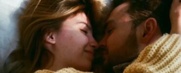 coppia sul letto